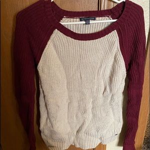 American Eagle Sweater